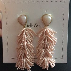 Stella & Dot riva tassel earrings